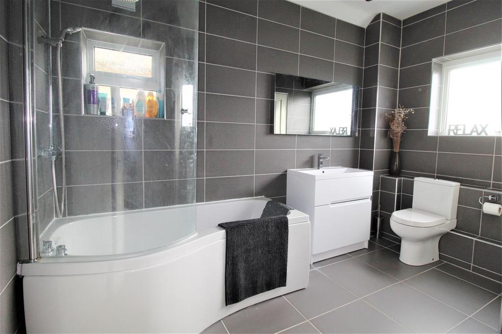 Family bathroom