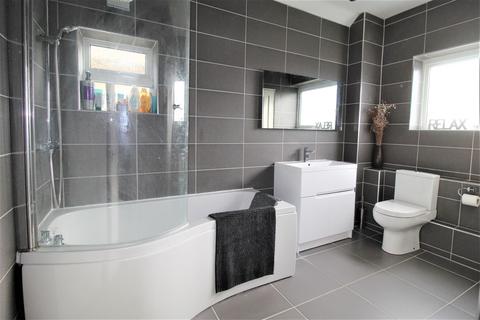67 Abbey View Drive, Minster On Sea, Sheerness, ME12 2JG