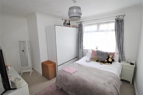 67 Abbey View Drive, Minster On Sea, Sheerness, ME12 2JG