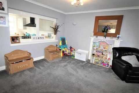 67 Abbey View Drive, Minster On Sea, Sheerness, ME12 2JG