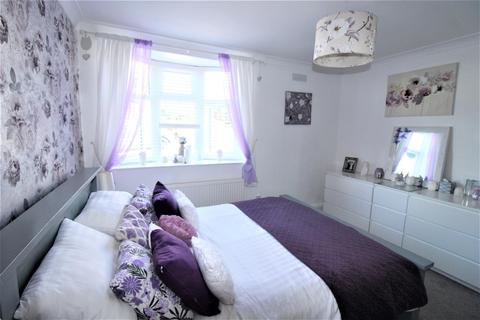 65 Abbey View Drive, Minster On Sea, Sheerness, ME12 2JG