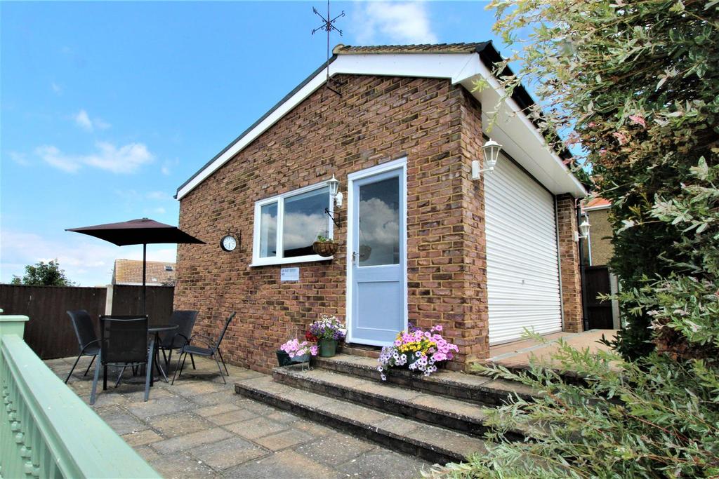 Detached Double Garage & drive