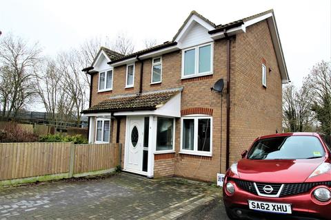 8 Mount Field, Queenborough, ME11 5DB