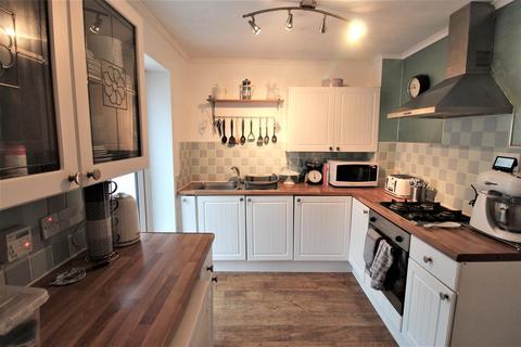 8 Mount Field, Queenborough, ME11 5DB