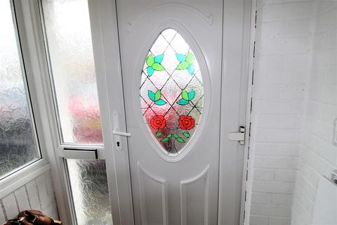 8 Mount Field, Queenborough, ME11 5DB