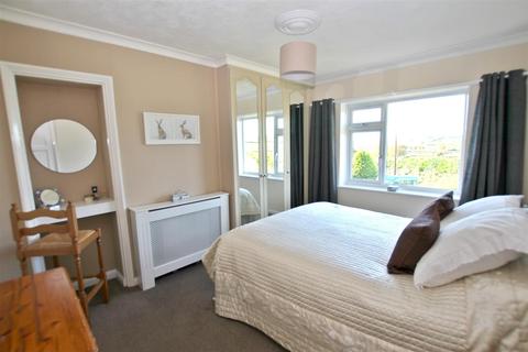 6 Cawthorne Lane, Wrelton, Pickering, YO18 8PQ