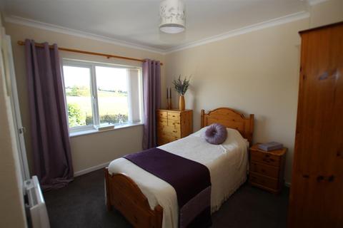 6 Cawthorne Lane, Wrelton, Pickering, YO18 8PQ