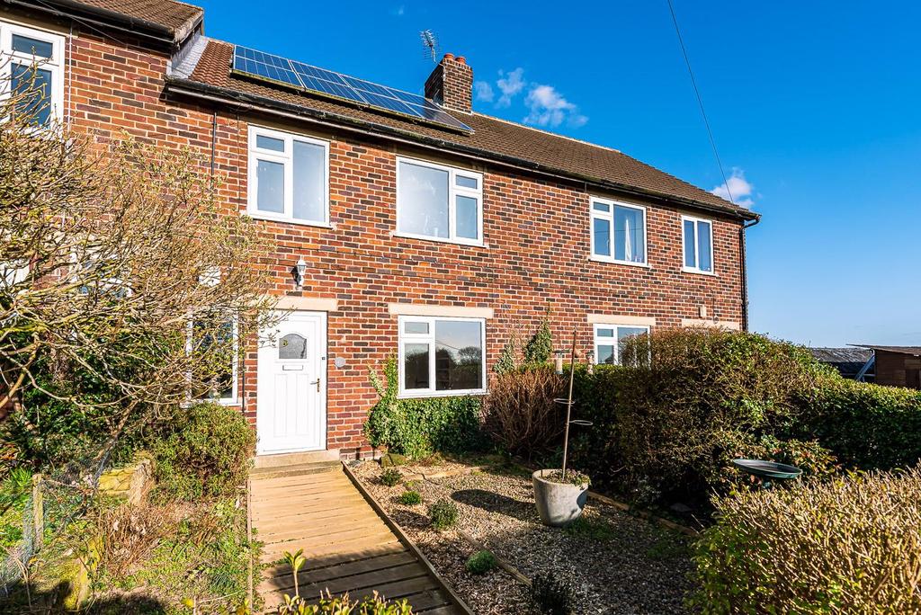 6, Cawthorne Lane, Wrelton, Pickering, North Yorkshire YO18 8PQ 3 bed