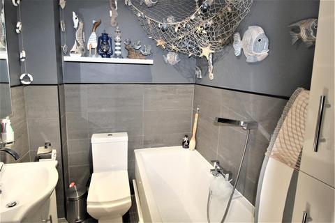 80 Appleford Drive, Minster On Sea, Sheerness, ME12 2SR