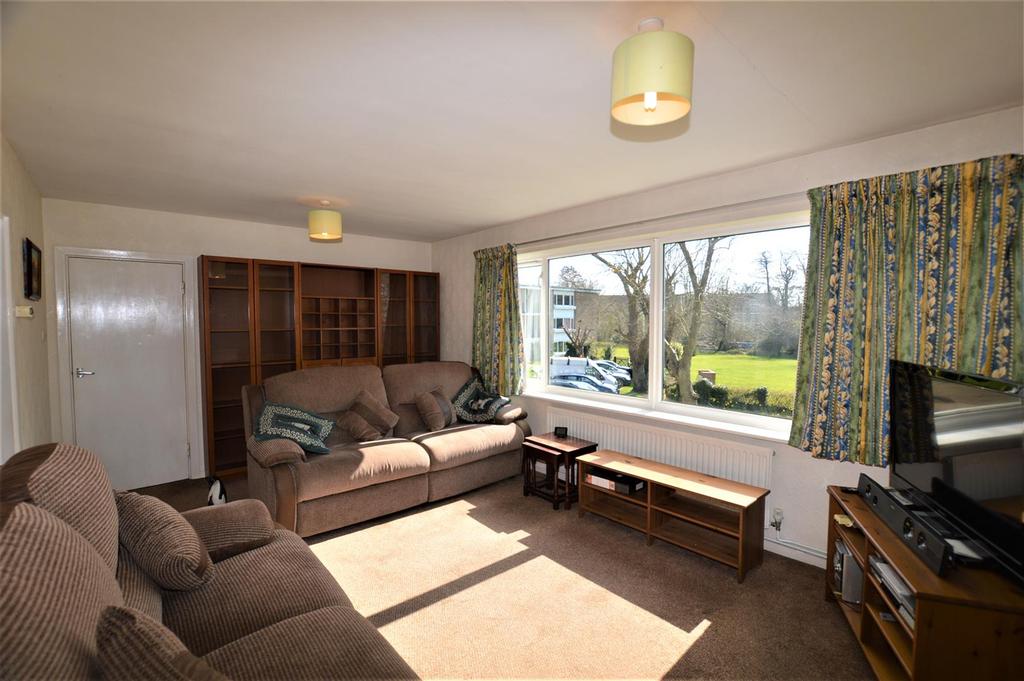Sycamore Road, Croxley Green, Rickmansworth 2 bed apartment £325,000