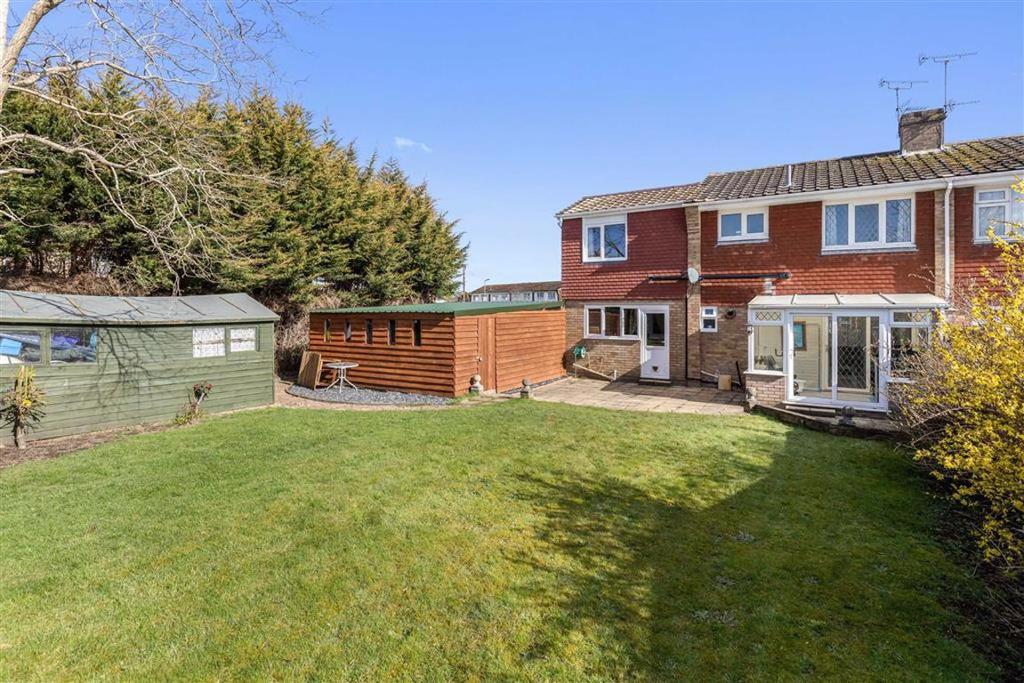 Rylands Road, Kennington, Ashford 4 bed semidetached house £365,000