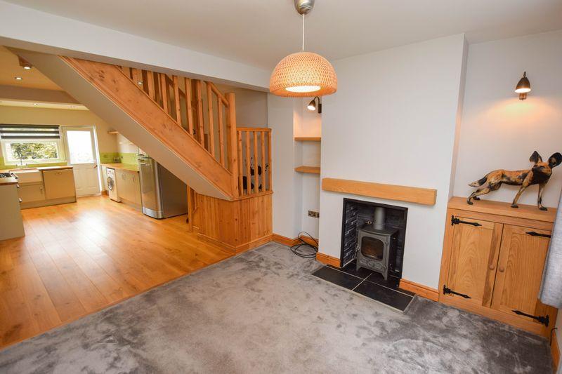 Cherry Lane, Lymm 2 bed terraced house £850 pcm (£196 pw)