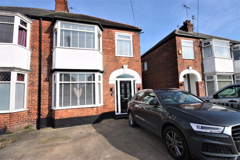 Belgrave Drive, Hull, HU4 3 bed semidetached house £199,950