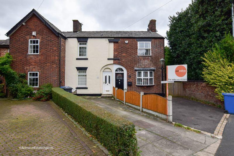 62 Eagle Brow, Lymm 2 bed cottage £215,000