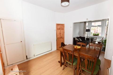 5 Berrie Grove, Manchester, M19 2QA