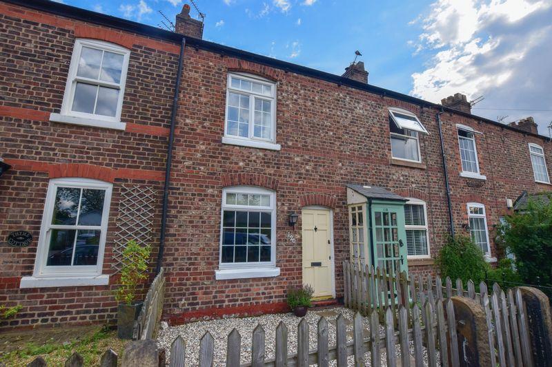 Rushgreen Road, Lymm 2 bed terraced house £215,000