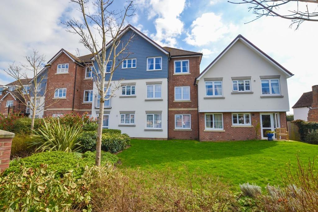 Astonia Lodge, Pound Avenue, Stevenage 2 bed retirement property £350,000