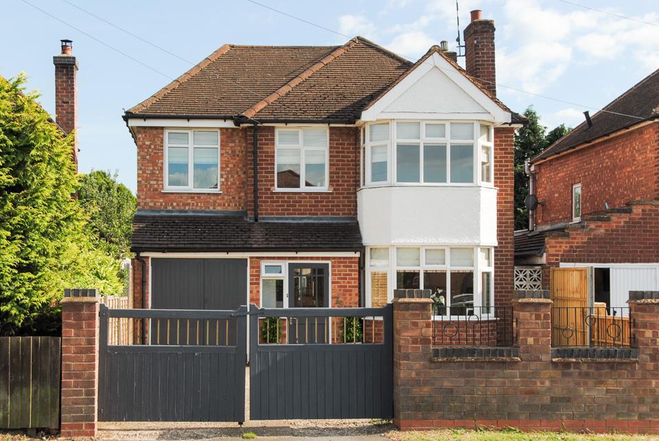 Heathcote Road, Whitnash, Leamington Spa 4 bed detached house £400,000