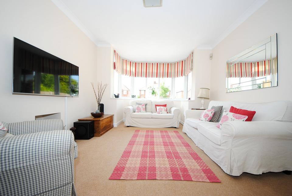 Heathcote Road, Whitnash, Leamington Spa 4 bed detached house £400,000