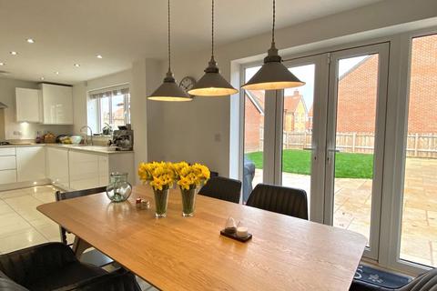 27 Chamomile Way, Didcot, OX11 6HH