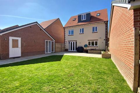 27 Chamomile Way, Didcot, OX11 6HH