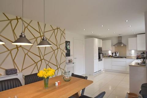 27 Chamomile Way, Didcot, OX11 6HH