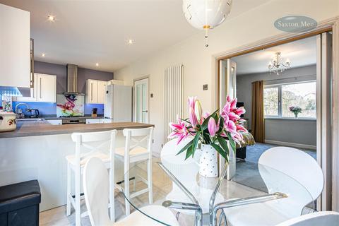 21 Coronation Road, Stocksbridge, Sheffield, S36 1AX