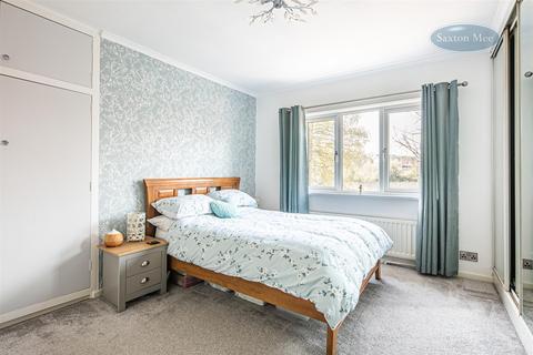 21 Coronation Road, Stocksbridge, Sheffield, S36 1AX