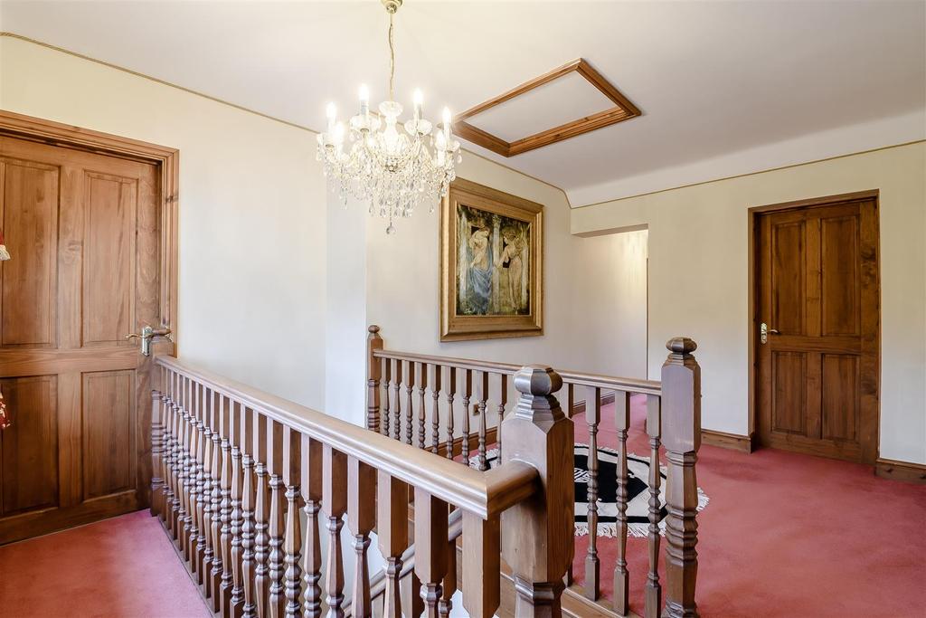 8456739-interior48.jpg
