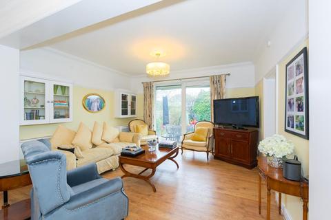 15 The Drive, Epsom, KT19 0AR