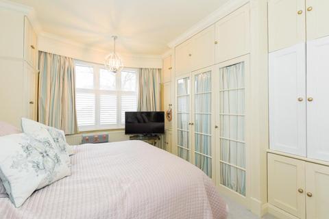 15 The Drive, Epsom, KT19 0AR