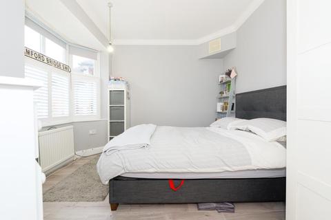 15 The Drive, Epsom, KT19 0AR