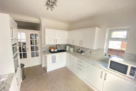 19 New Road, London, E4 9EU