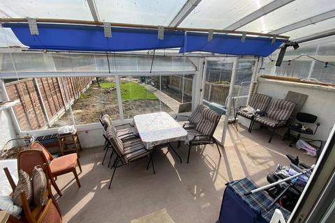 19 New Road, London, E4 9EU