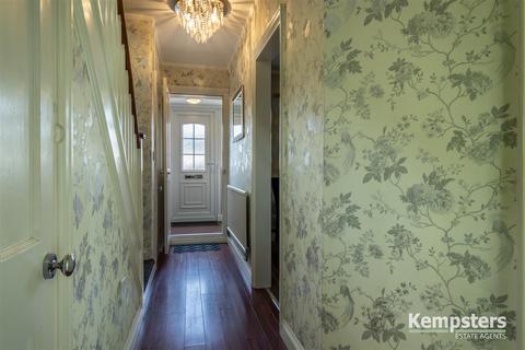 120 Feenan Highway, Tilbury, RM18 8HH