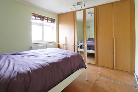 89 Alers Road, Bexleyheath, DA6 8HT