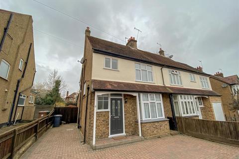 14 Titian Avenue, Bushey Heath, Bushey, WD23 4GB