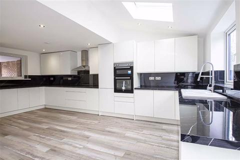 21 Longcross, Pennyland, Milton Keynes, MK15 8AW