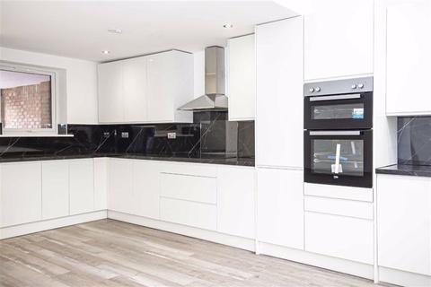 21 Longcross, Pennyland, Milton Keynes, MK15 8AW