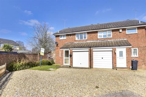 10 Yew Close, Ashford, TN23 3JZ