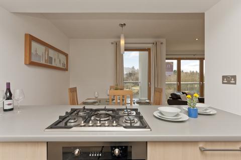 27e Burnside Drive, Dyce, Aberdeen, AB21 0HW
