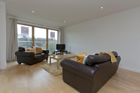 27e Burnside Drive, Dyce, Aberdeen, AB21 0HW