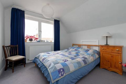 29 Swanston Drive, Edinburgh, EH10 7BP