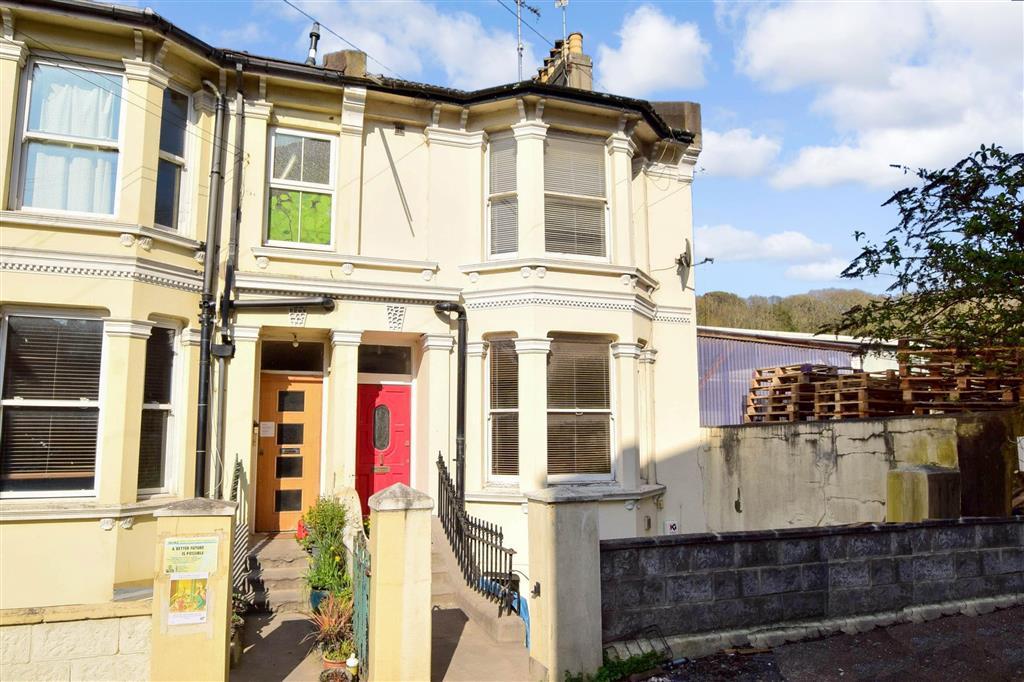 Gladstone Place, Brighton, East Sussex 2 bed ground floor