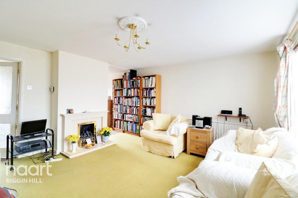 Acer Road, Biggin Hill 3 bed semidetached house £375,000