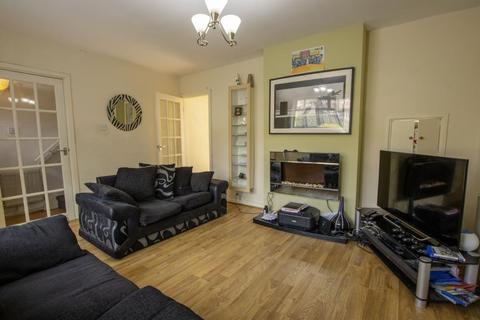 63 Cadleigh Gardens, Birmingham, B17 0QB