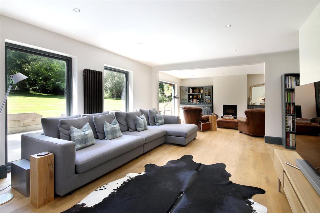 Dining/Family Room