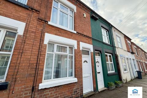 2 bedroom terraced house to rent, Avenue Road Extension, Leicester LE2