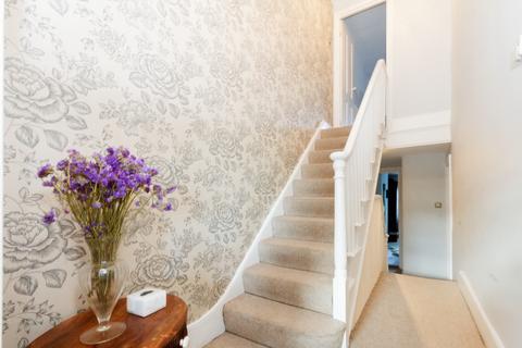 32 Marsden Road, London, SE15 4EE
