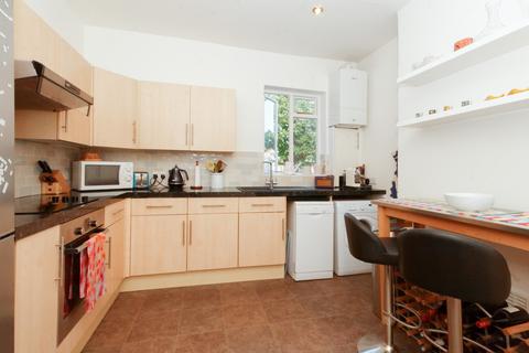 32 Marsden Road, London, SE15 4EE